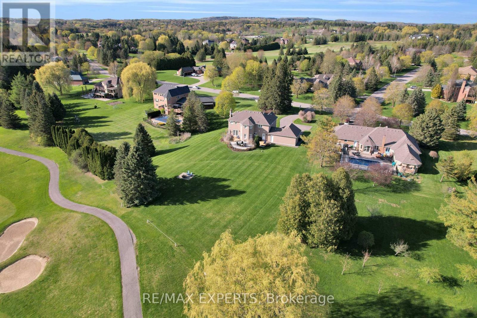 Property at 37 MCCAULEY DRIVE image 3