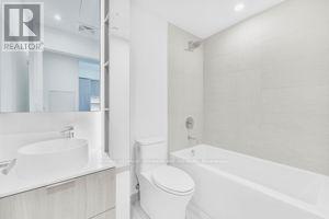 422 - 28 Ann Street, Mississauga, Ontario  L5G 3E1 - Photo 8 - W12140744