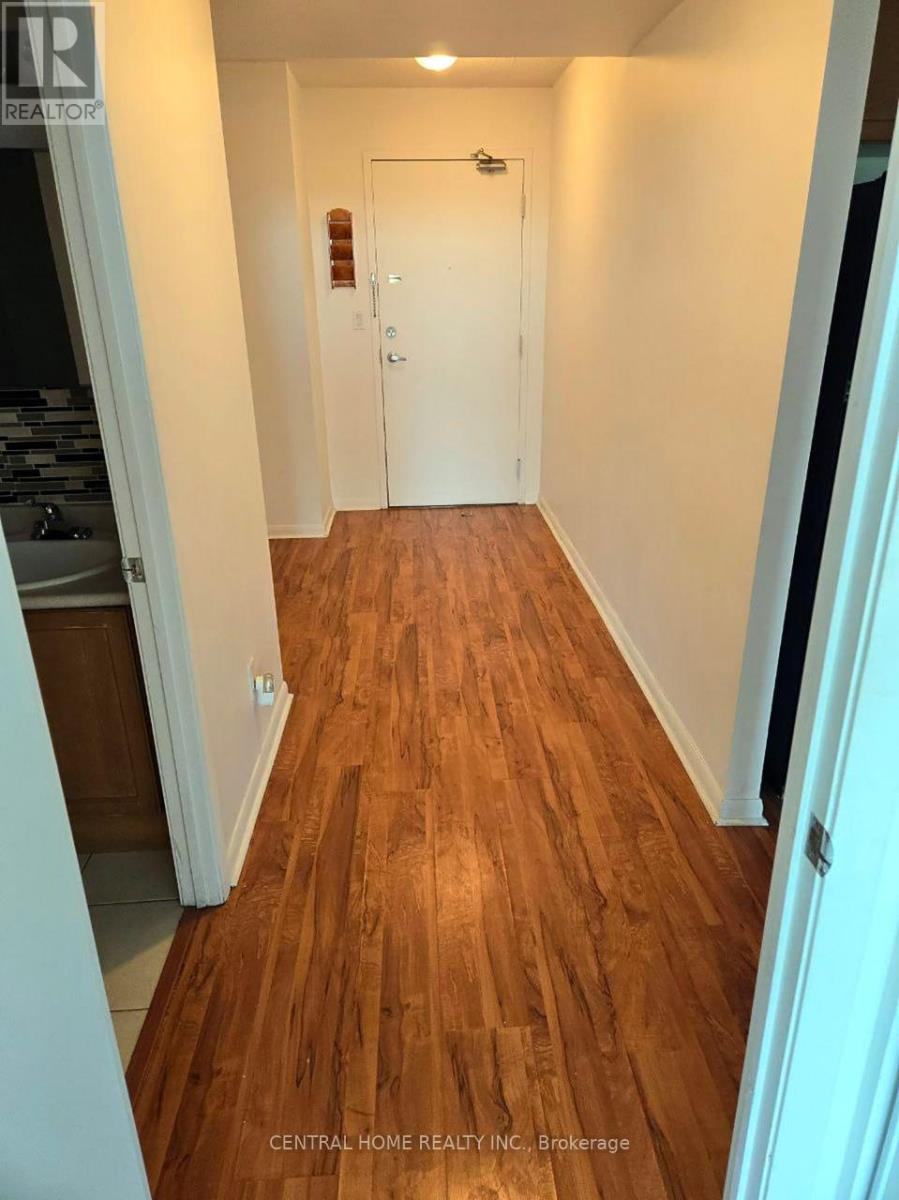 601 - 2464 Weston Road, Toronto, Ontario  M9N 0A2 - Photo 5 - W12140749