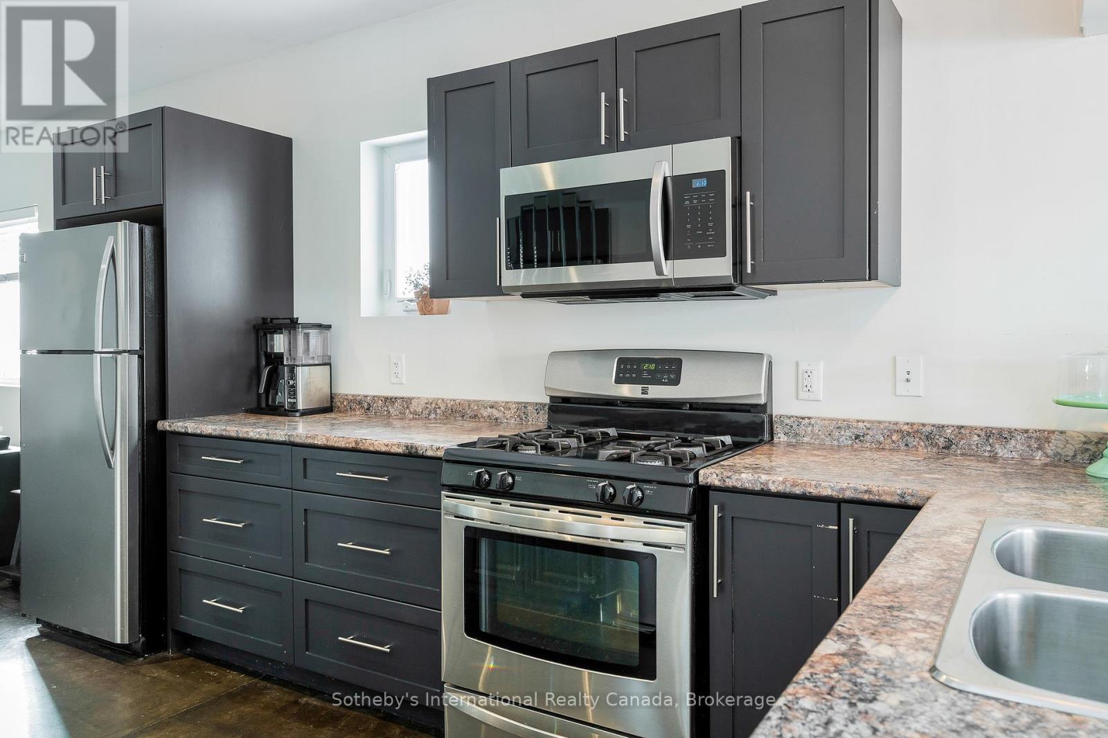 223 Sixth Street, Collingwood, Ontario  L9Y 1Z2 - Photo 22 - S11882097