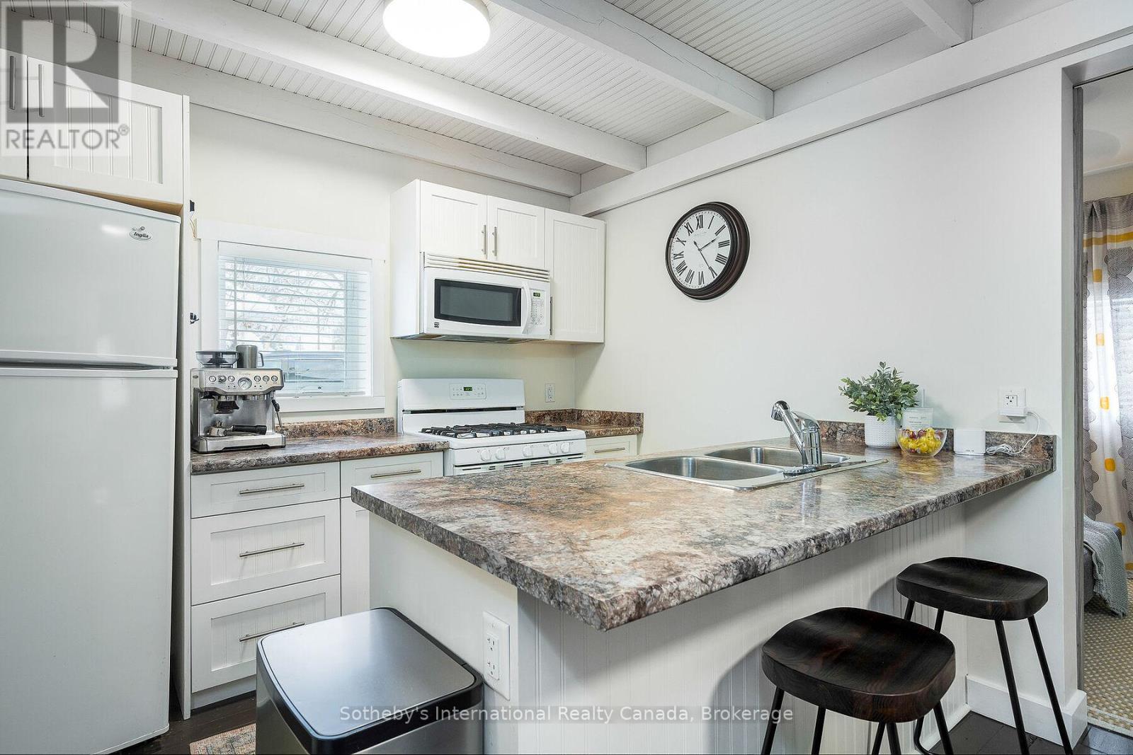 Property at 223 SIXTH STREET image 5