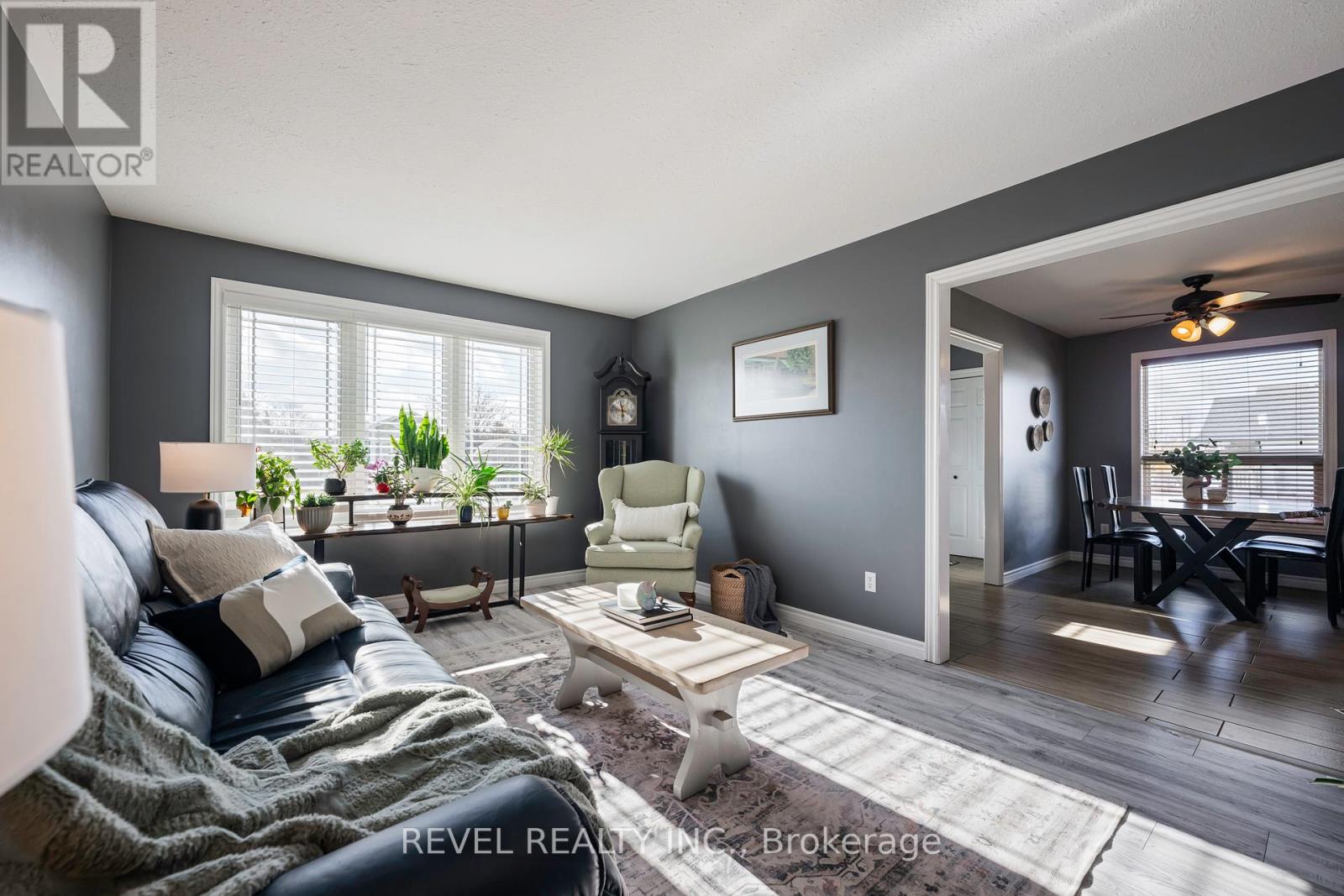 771 Princess Street, Wellington North (Mount Forest), Ontario  N0G 2L3 - Photo 12 - X12140732