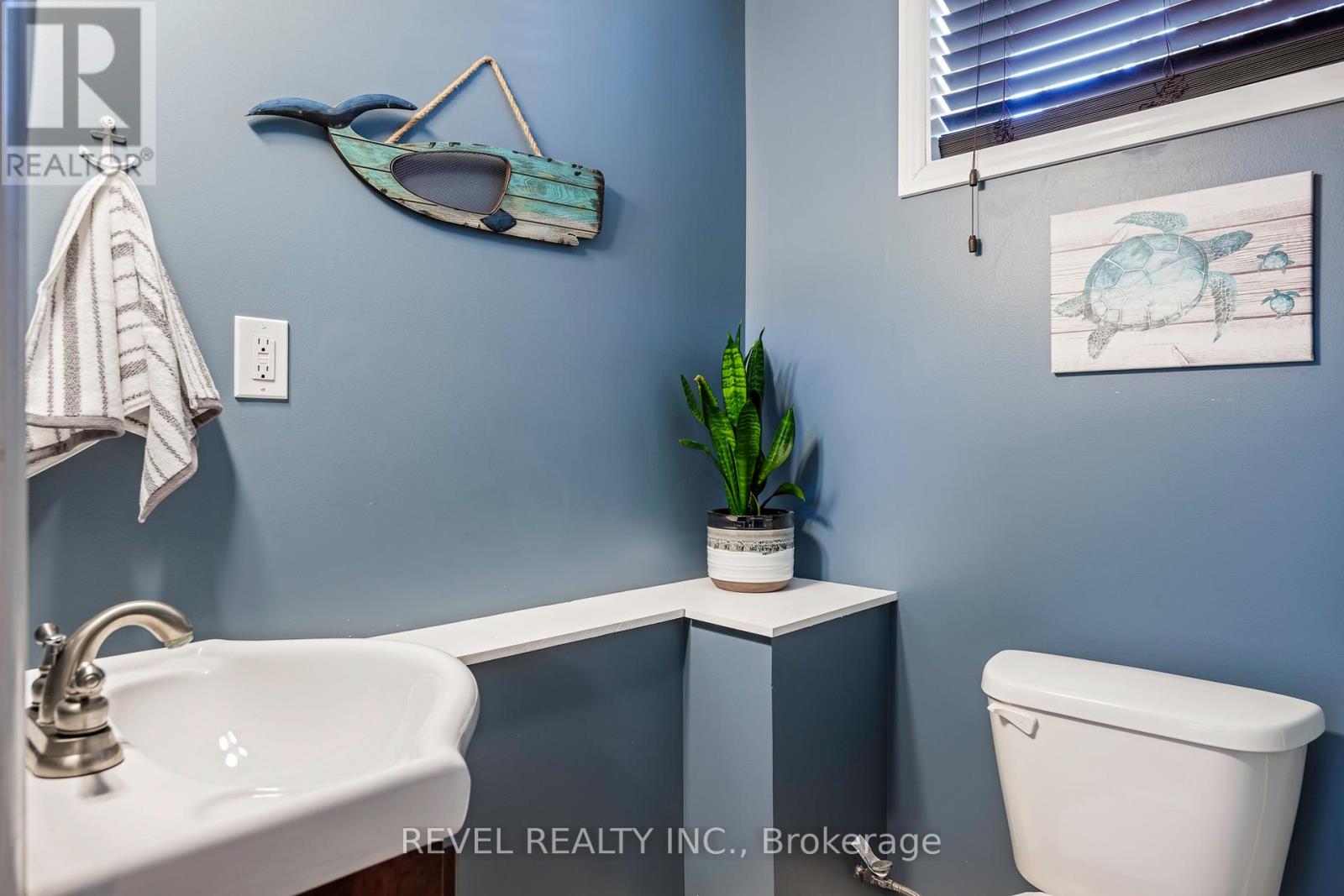 771 Princess Street, Wellington North (Mount Forest), Ontario  N0G 2L3 - Photo 30 - X12140732