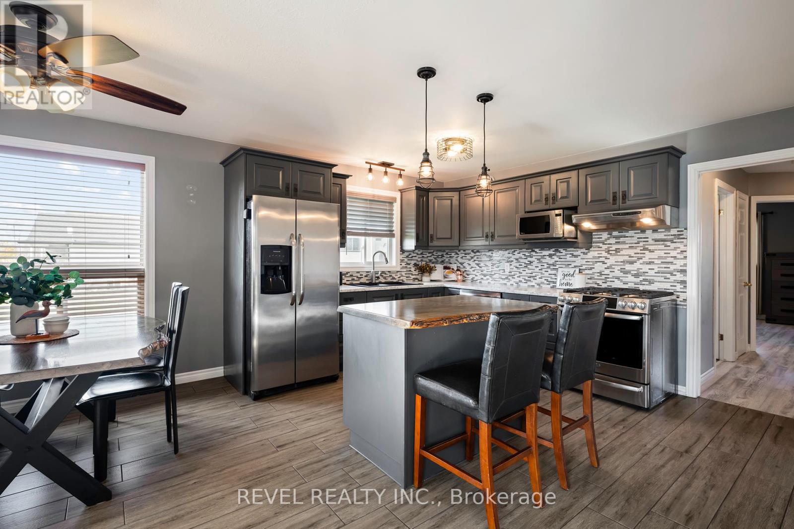 771 Princess Street, Wellington North (Mount Forest), Ontario  N0G 2L3 - Photo 7 - X12140732