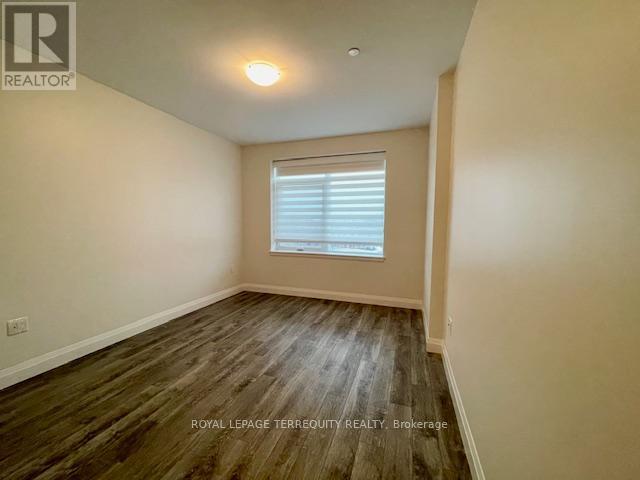 405 - 1 Redfern Avenue, Hamilton (Mountview), Ontario  L9C 0E6 - Photo 11 - X12140734