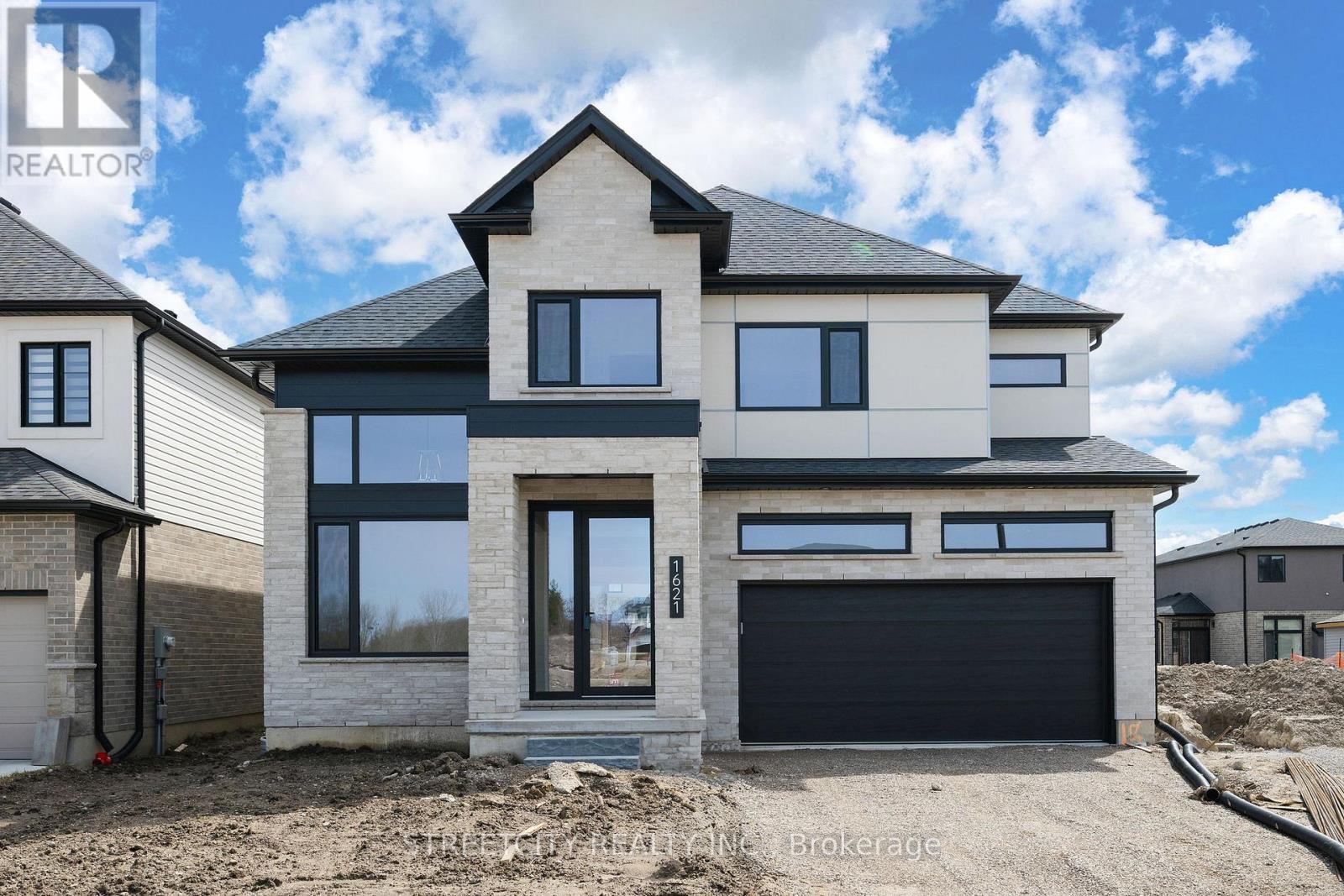 Property at 1621 MEDWAY PARK DRIVE image 2