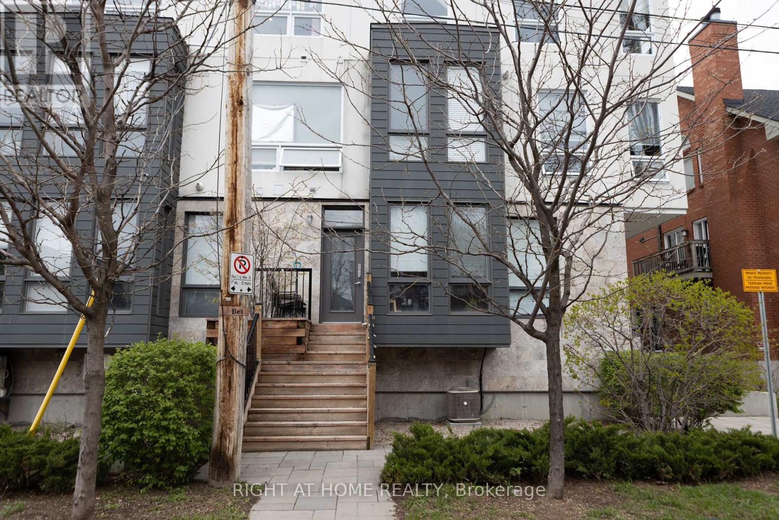 Property at 203 - 150 GREENFIELD AVENUE image 1