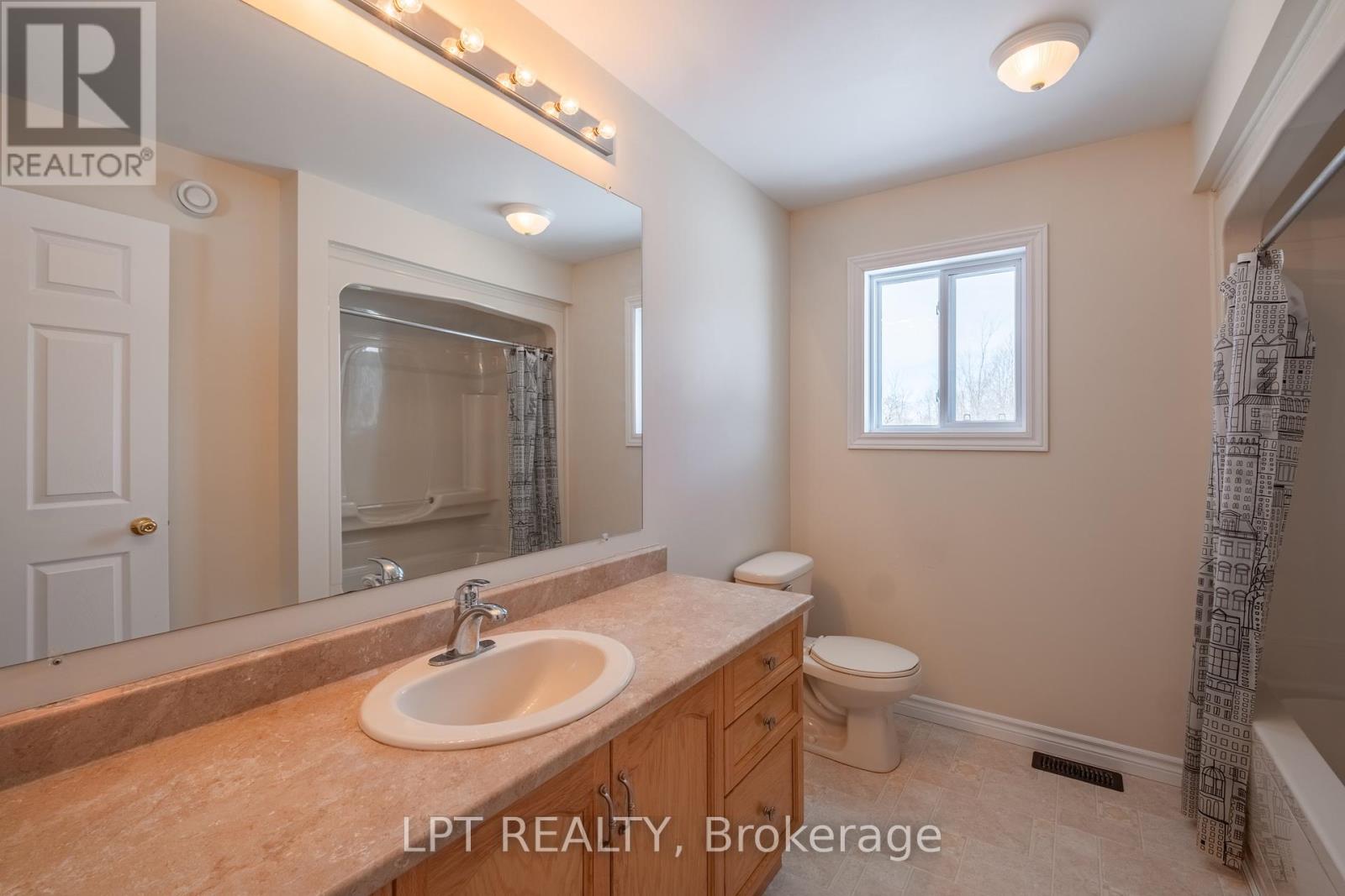 6089 First Lake Road, Frontenac, Ontario  K0H 2W0 - Photo 24 - X12088054