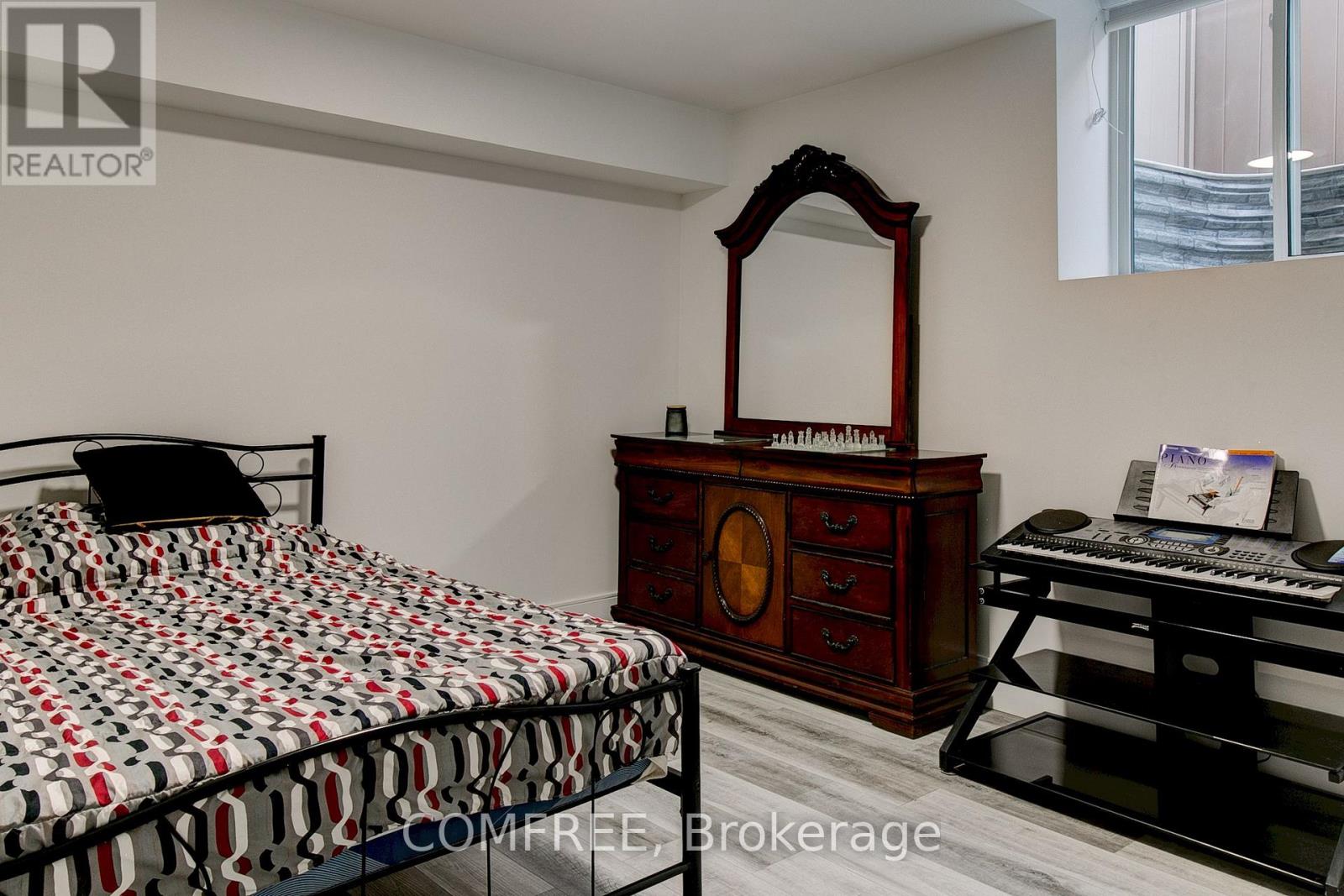 1780 Stanton Avenue, Lasalle, Ontario  N9J 3H3 - Photo 34 - X12108448