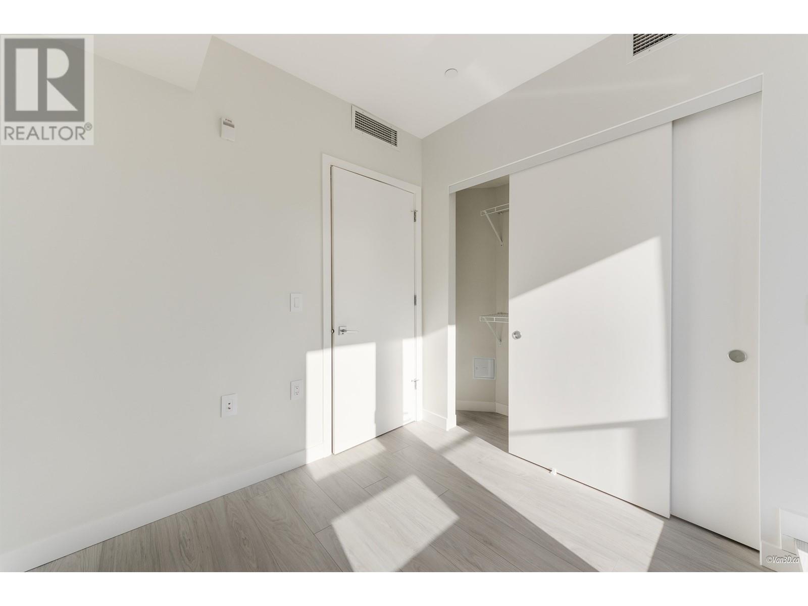 Listing Picture 24 of 30 : 307 485 W 63RD AVENUE, Vancouver / 溫哥華 - 魯藝地產 Yvonne Lu Group - MLS Medallion Club Member