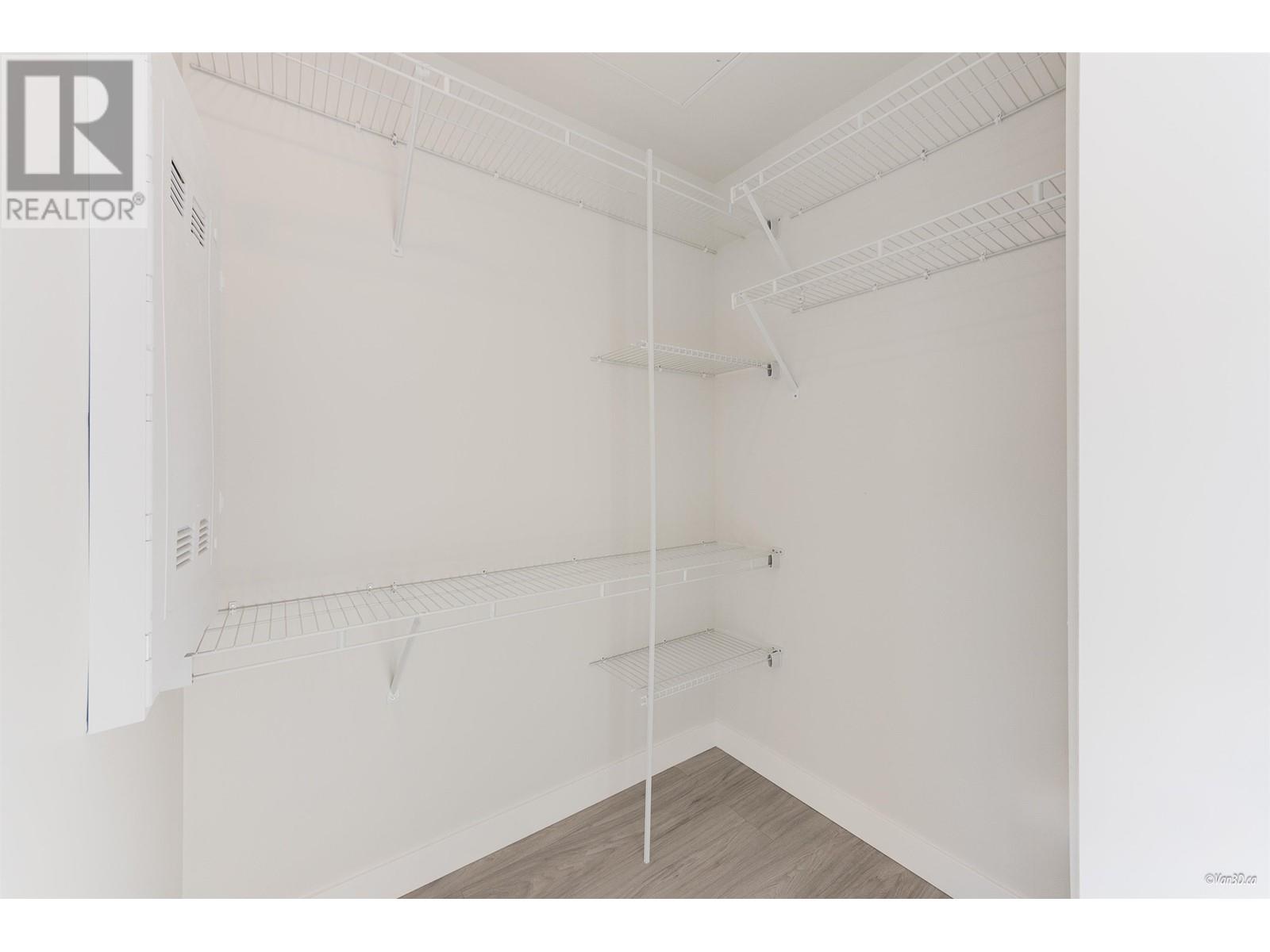 Listing Picture 20 of 30 : 307 485 W 63RD AVENUE, Vancouver / 溫哥華 - 魯藝地產 Yvonne Lu Group - MLS Medallion Club Member