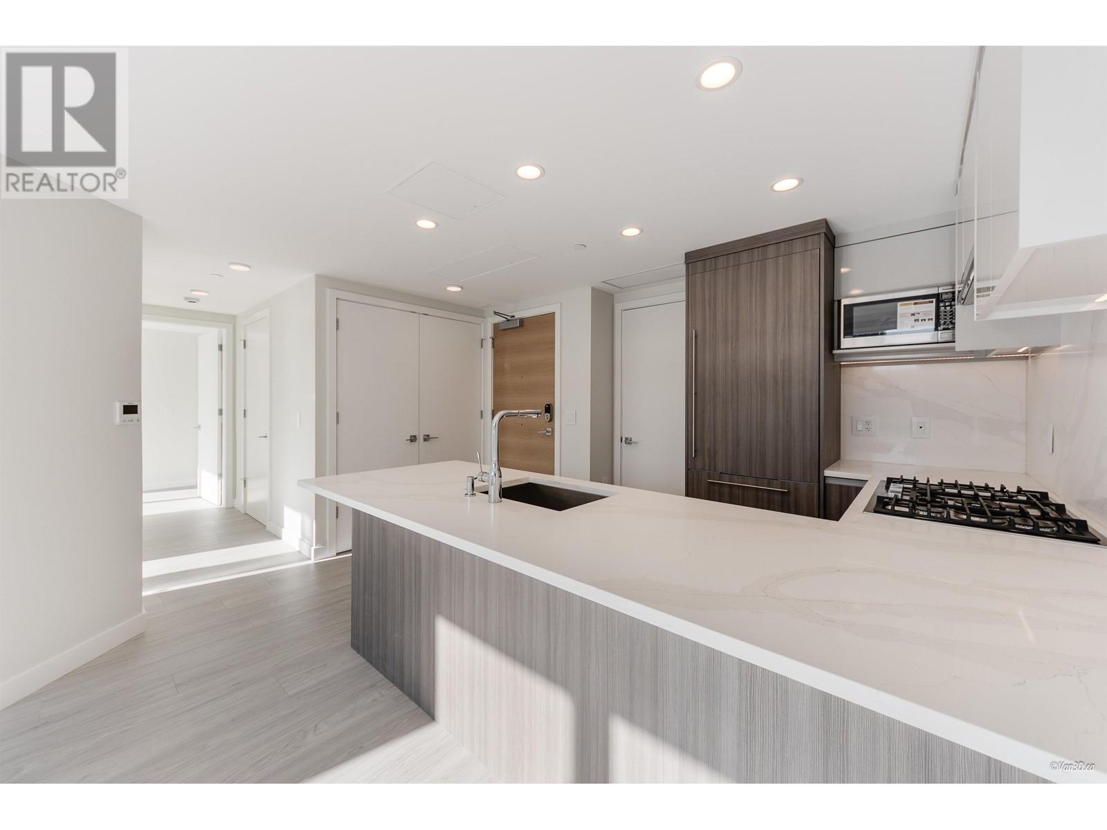 Listing Picture 13 of 30 : 307 485 W 63RD AVENUE, Vancouver / 溫哥華 - 魯藝地產 Yvonne Lu Group - MLS Medallion Club Member