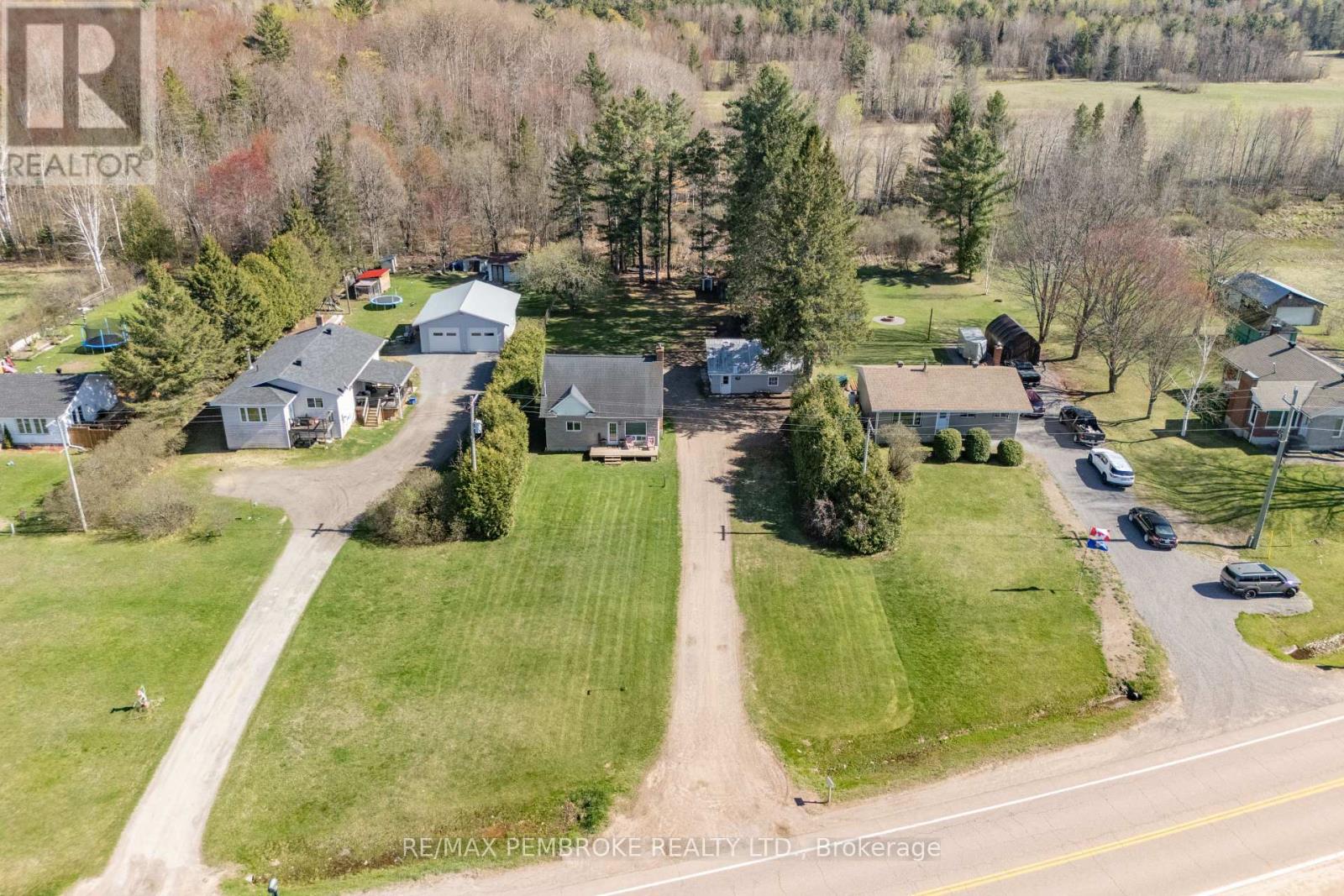38512 Highway 41 Highway, North Algona Wilberforce, Ontario  K8A 6W4 - Photo 42 - X12138826