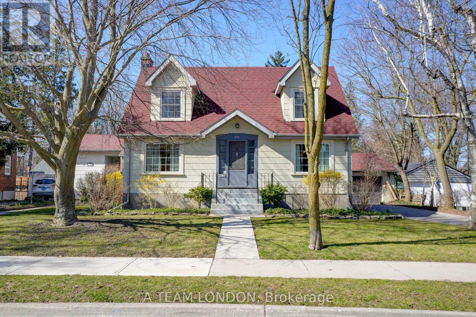 422 CHESTER STREET, London South, Ontario