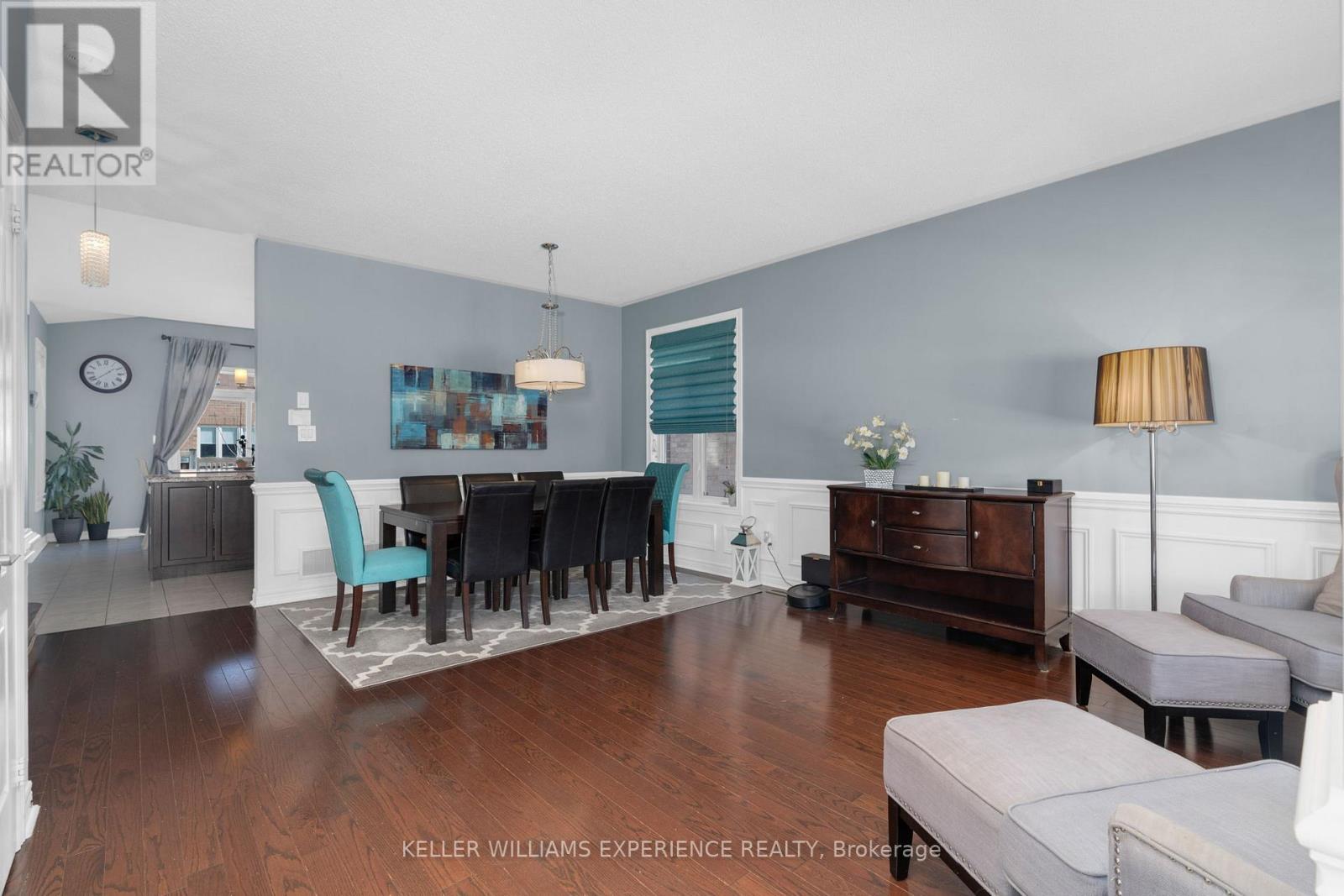 23 Mccann Crescent, Bradford West Gwillimbury, Ontario  L3Z 0G6 - Photo 2 - N12140795