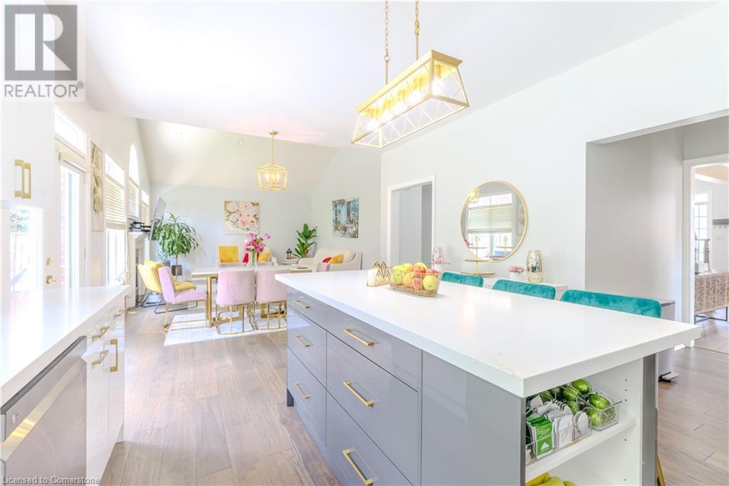 Photo 10 of 32 for 358 Chambers Place