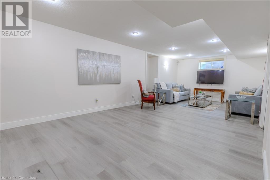 Photo 28 of 32 for 358 Chambers Place