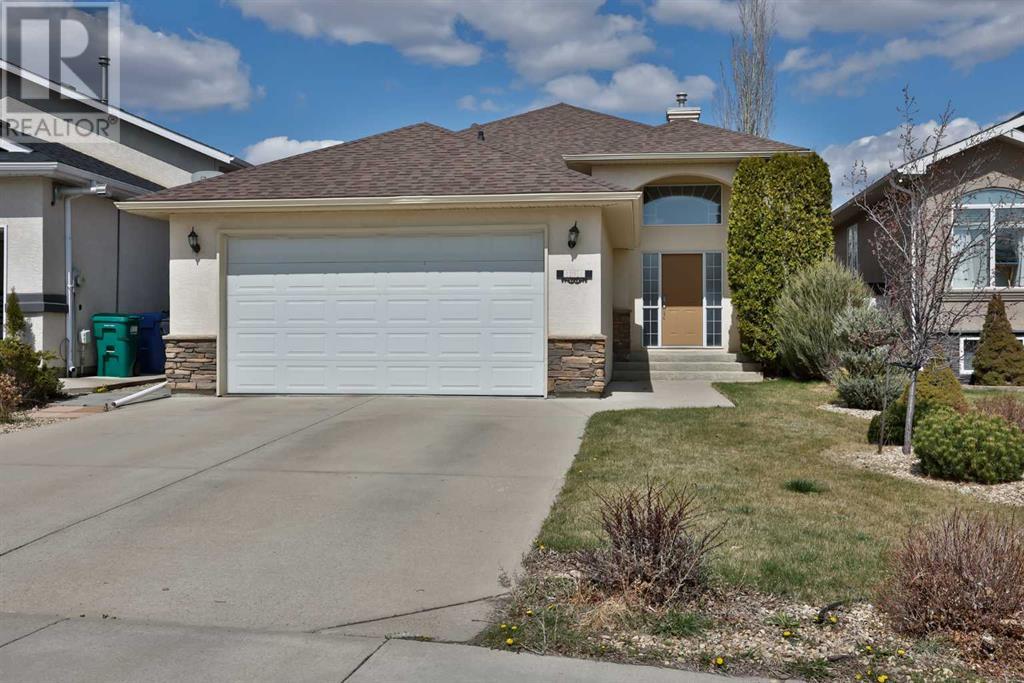 484 Heritage Boulevard W, Lethbridge, Alberta  T1K 7V9 - Photo 1 - A2213918