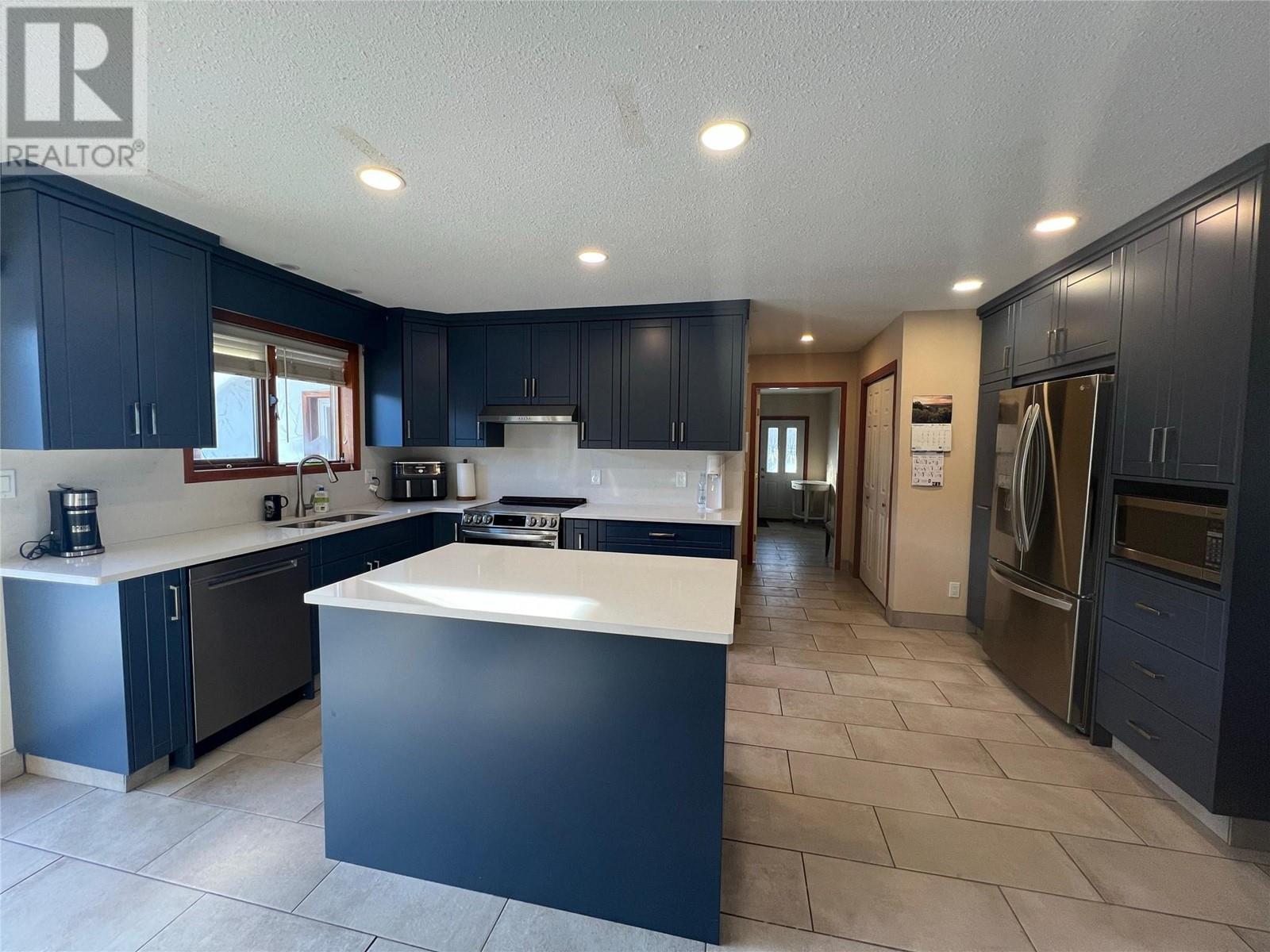 964 Fernie Road, Kamloops, British Columbia  V2C 1B3 - Photo 12 - 10334638