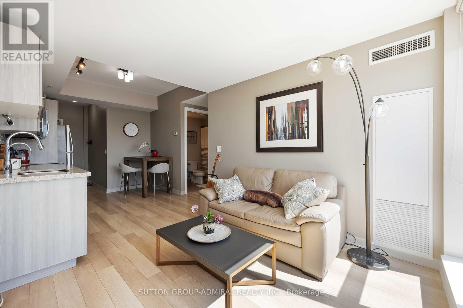 509 - 16 Mcadam Avenue, Toronto, Ontario  M6A 0B9 - Photo 10 - W12140765