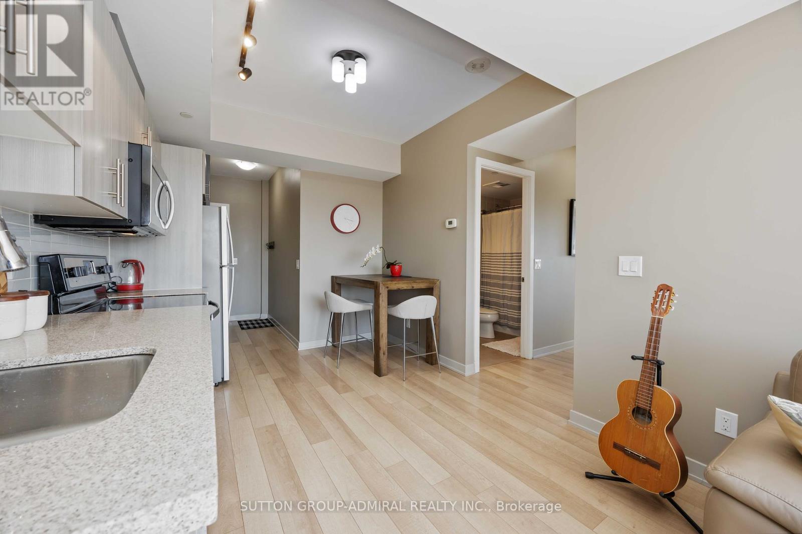 509 - 16 Mcadam Avenue, Toronto, Ontario  M6A 0B9 - Photo 12 - W12140765
