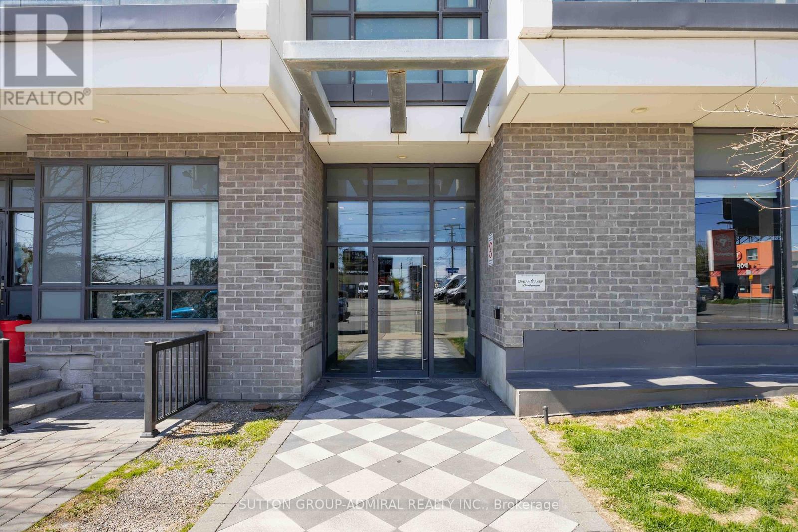 509 - 16 Mcadam Avenue, Toronto, Ontario  M6A 0B9 - Photo 2 - W12140765