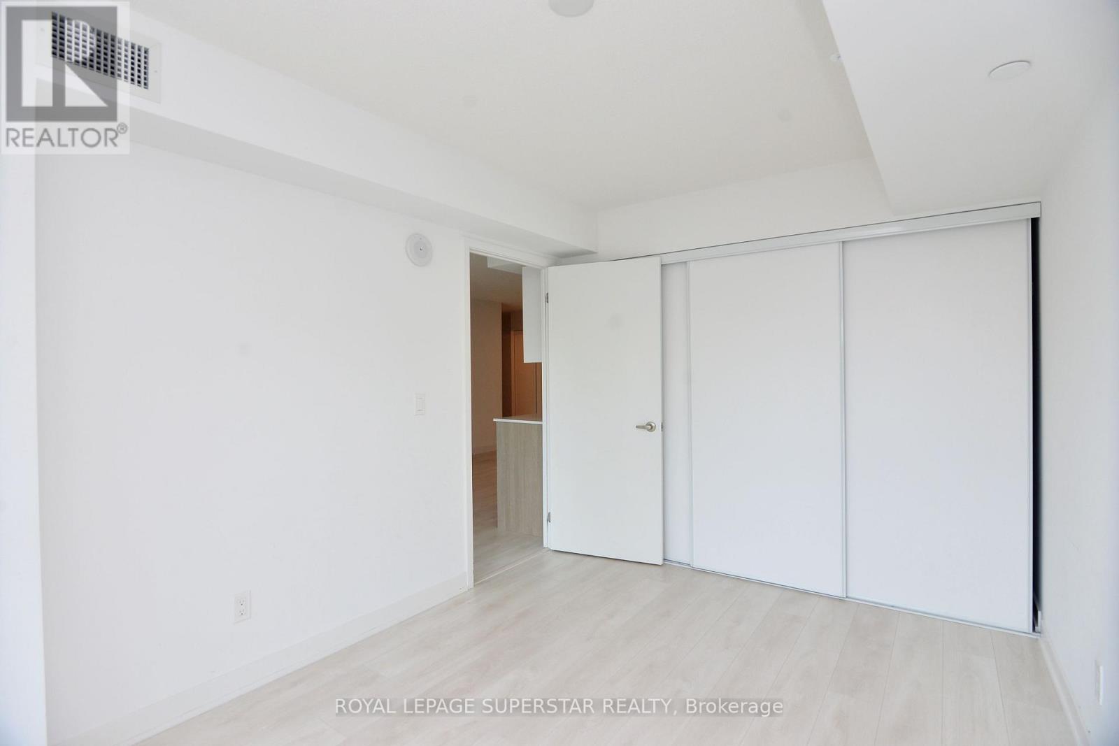 A217 - 1117 Cooke Boulevard, Burlington, Ontario  L7T 0C6 - Photo 31 - W12140776