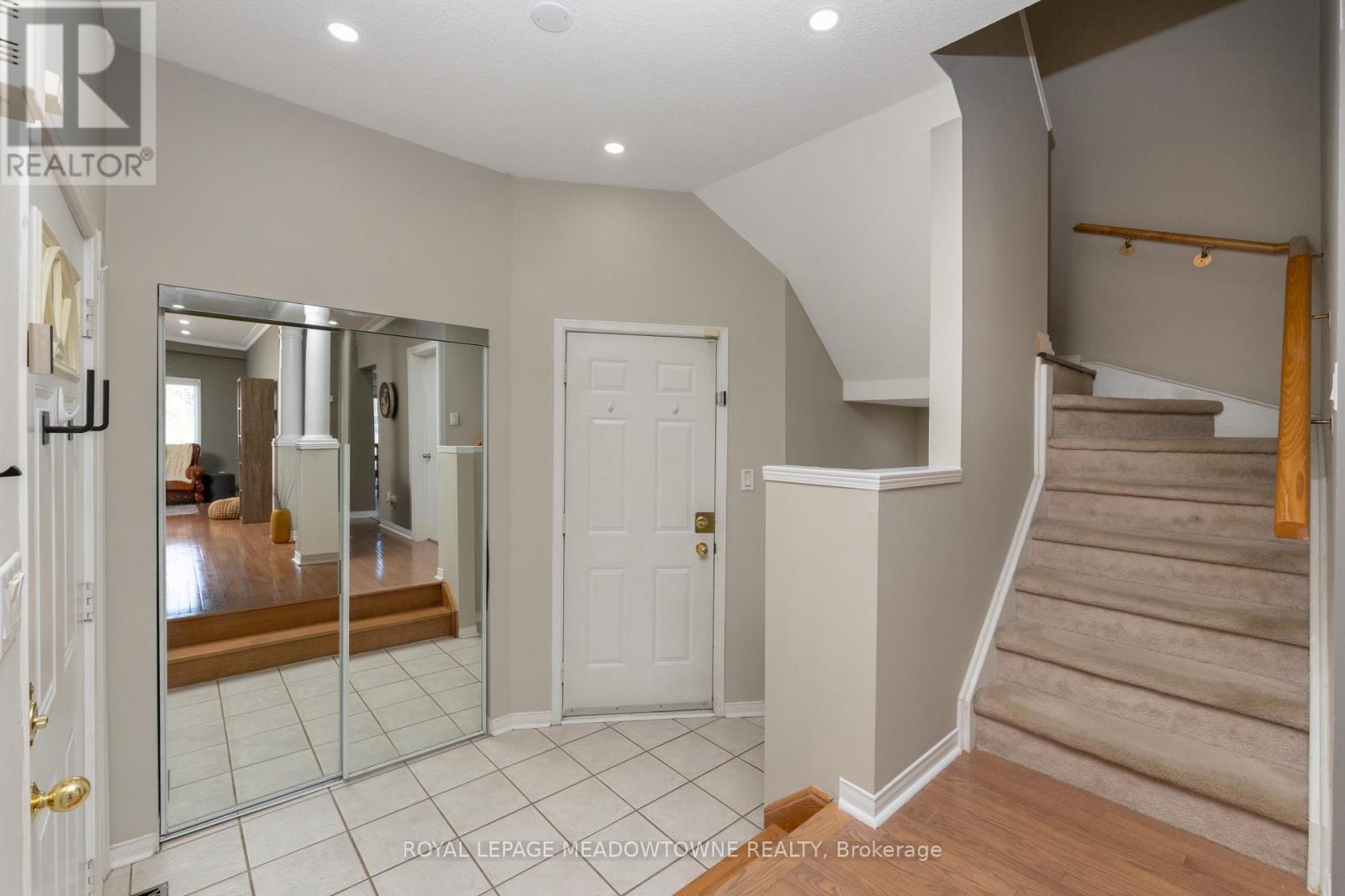 1876 Stevington Crescent, Mississauga, Ontario  L5N 7S5 - Photo 22 - W12140791