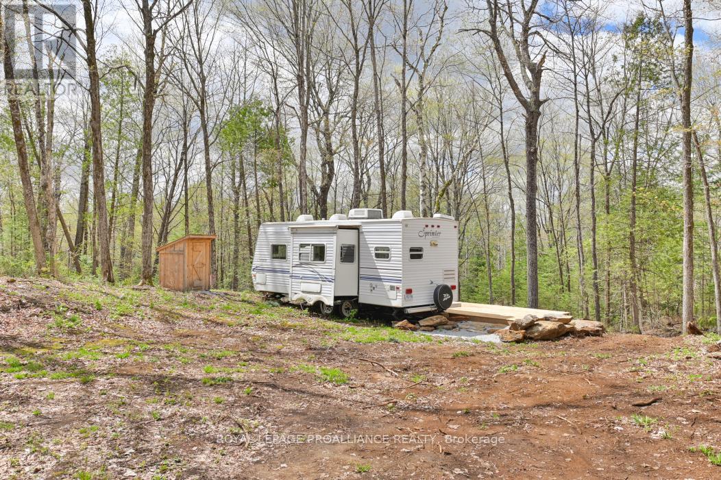 2060 Smith Road, North Frontenac, Ontario K0H 1C0 - Photo 2 - X12122276