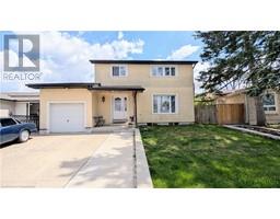 133 CHILTON Drive, Stoney Creek, Ontario