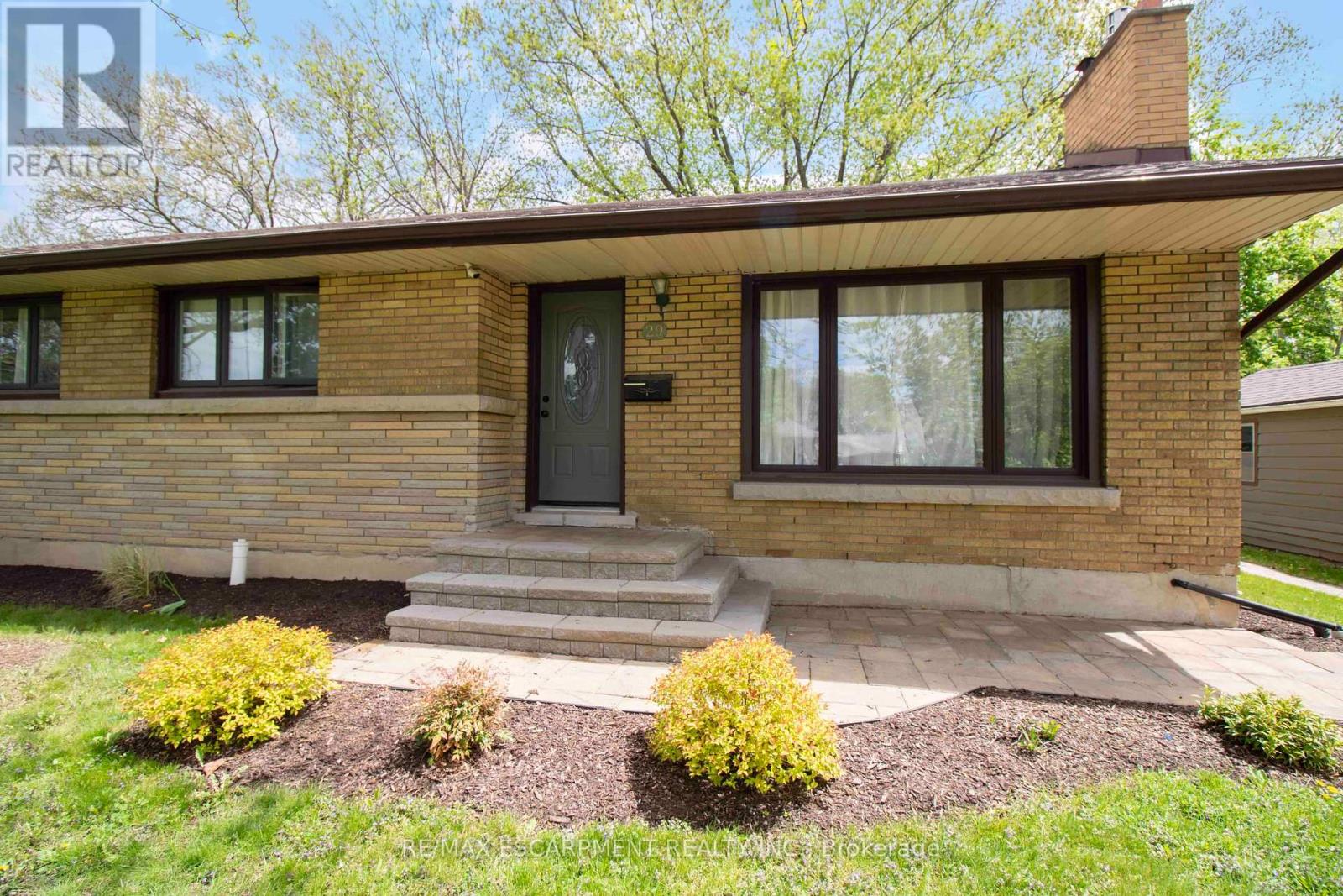 Property at 29 MASTERSON AVENUE image 2