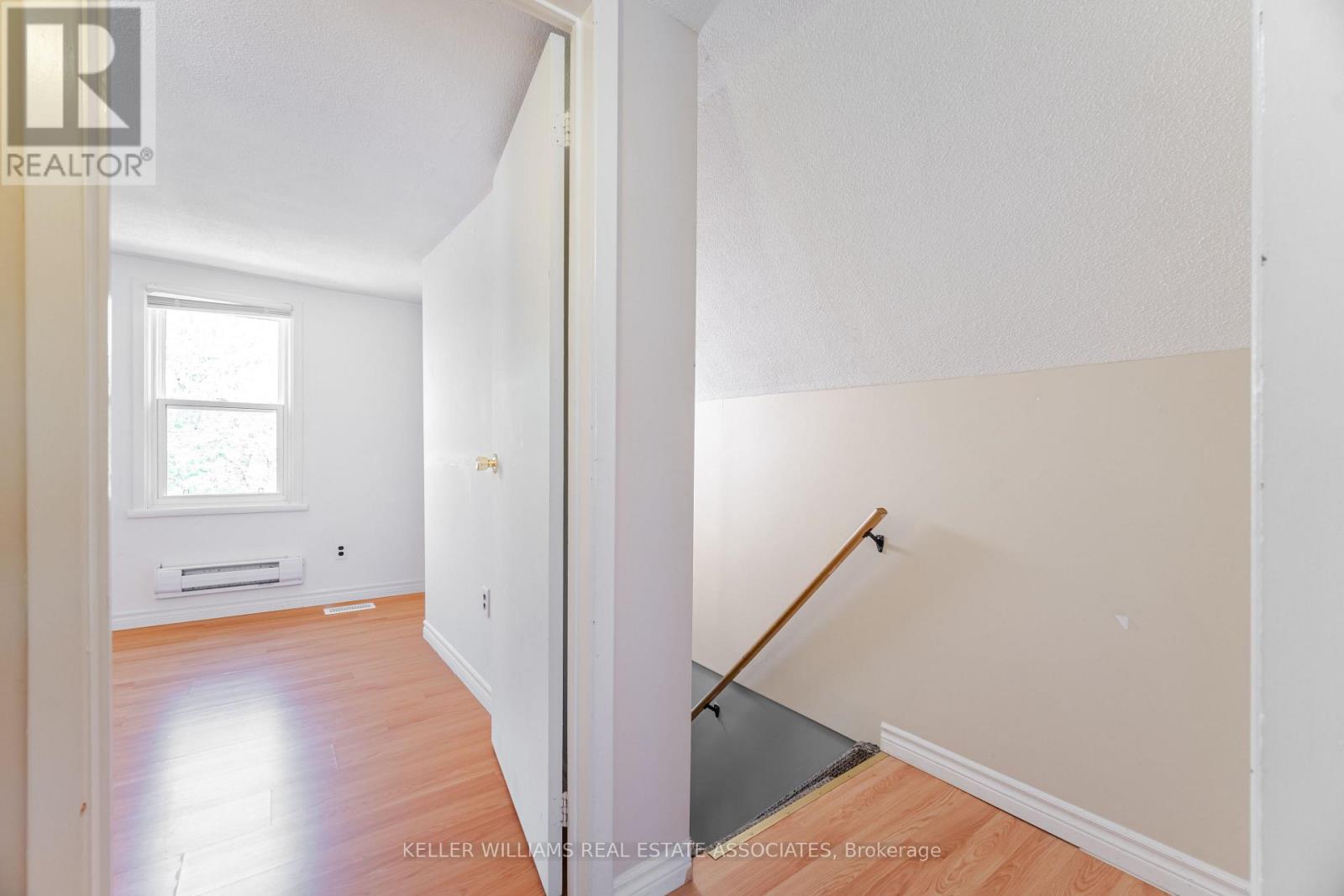 16 Royal Avenue, Hamilton, Ontario  L8S 2C2 - Photo 20 - X12140820