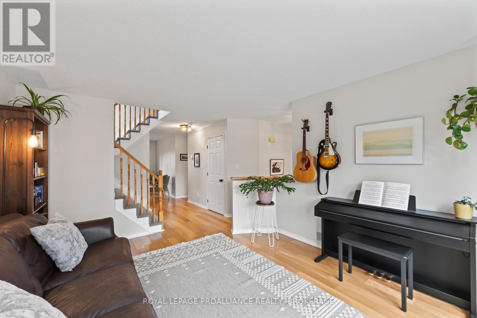 64 Dalgleish Avenue, Kingston, Ontario  K7K 7E1 - Photo 10 - X12140921