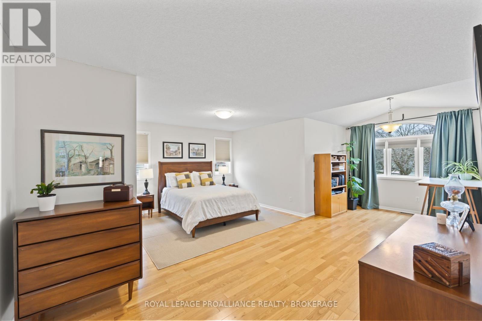 64 Dalgleish Avenue, Kingston, Ontario  K7K 7E1 - Photo 32 - X12140921