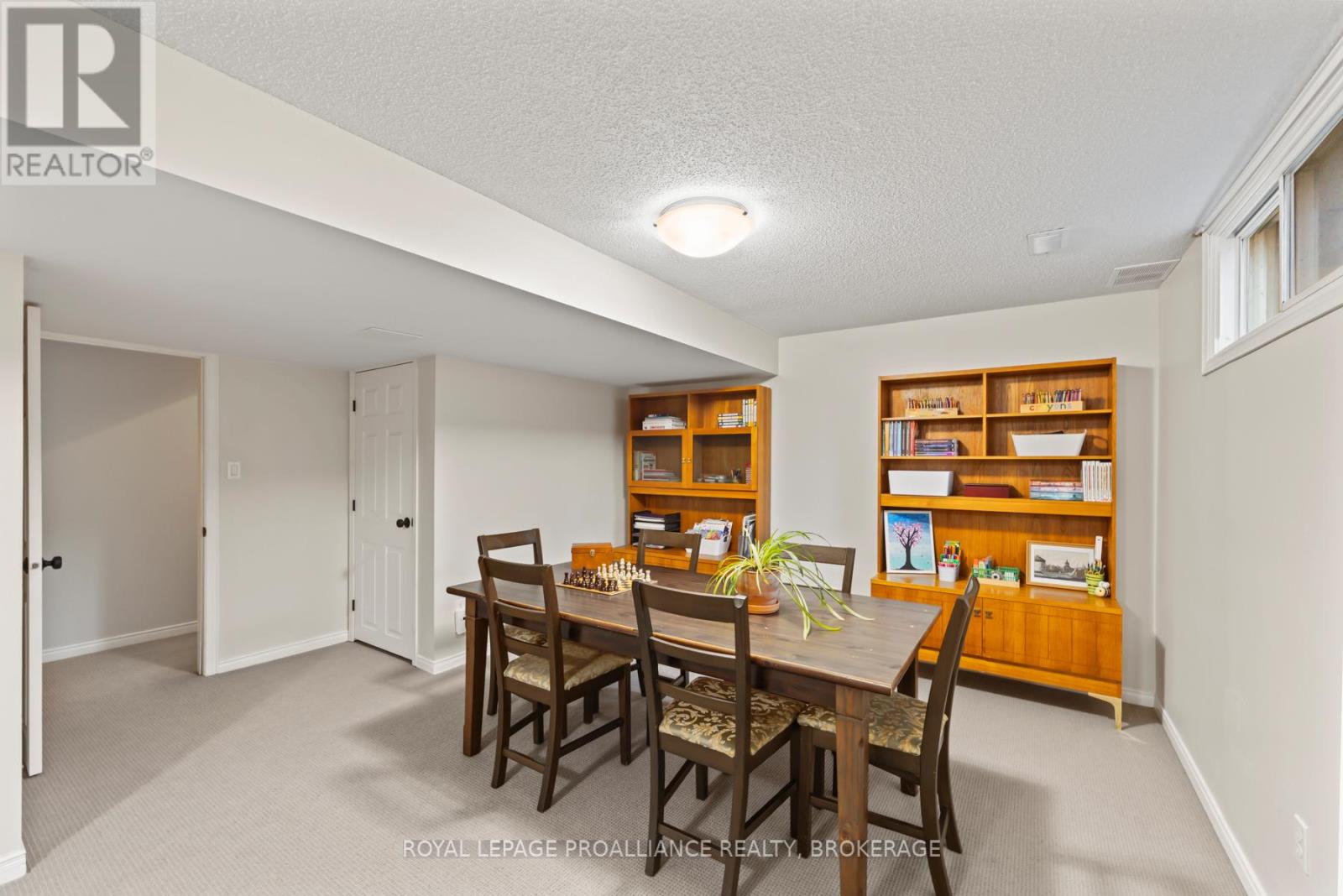 64 Dalgleish Avenue, Kingston, Ontario  K7K 7E1 - Photo 41 - X12140921