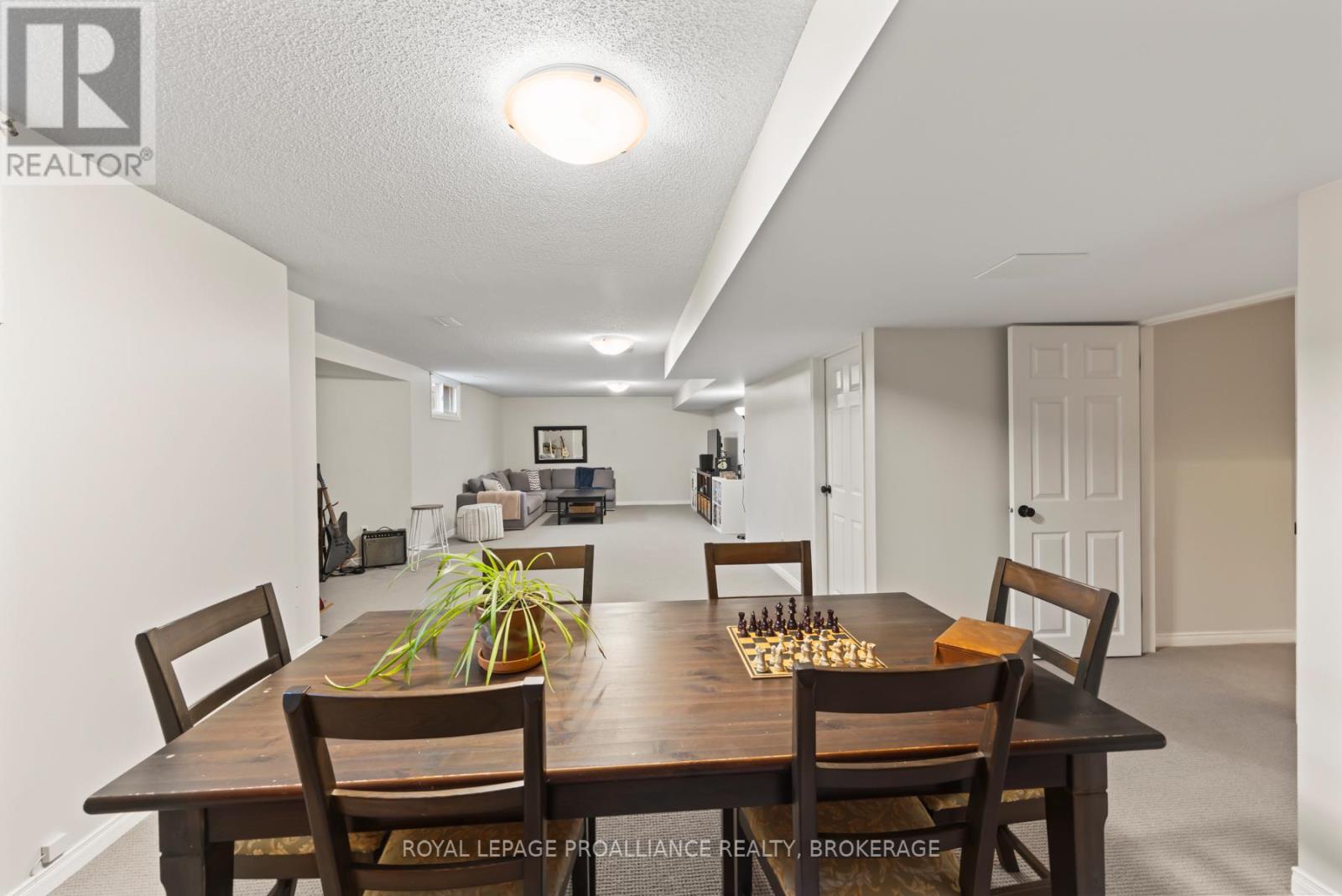 64 Dalgleish Avenue, Kingston, Ontario  K7K 7E1 - Photo 42 - X12140921