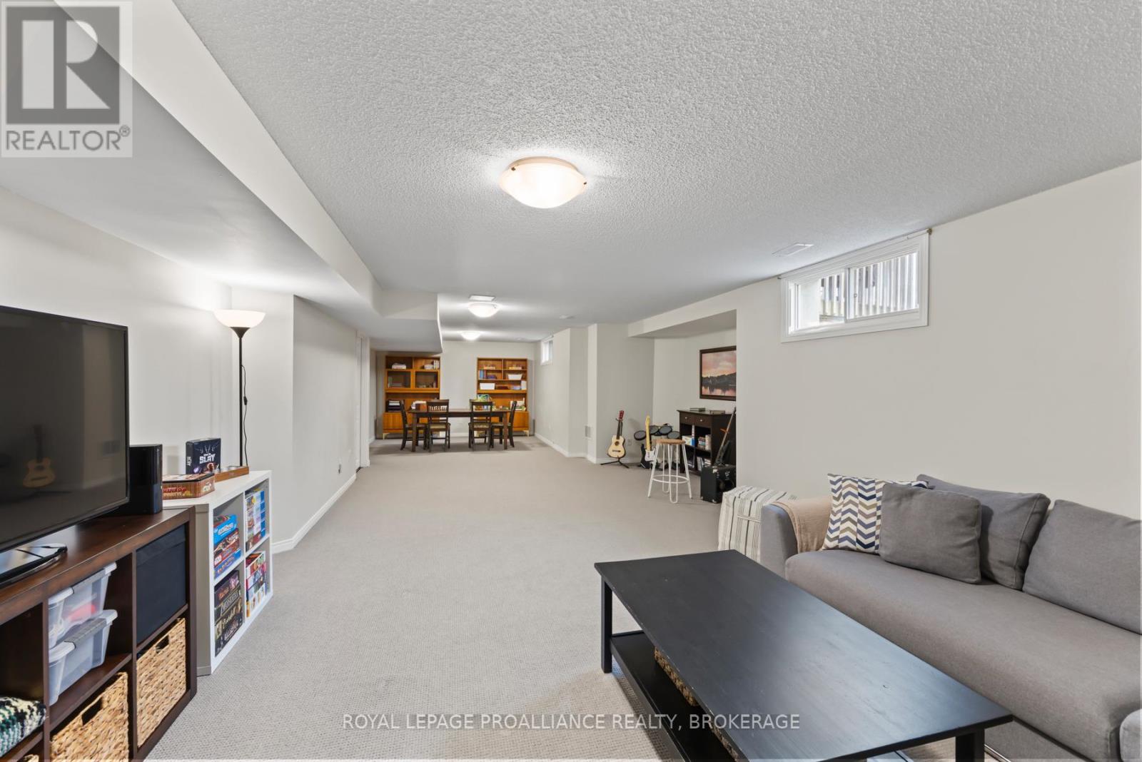 64 Dalgleish Avenue, Kingston, Ontario  K7K 7E1 - Photo 45 - X12140921