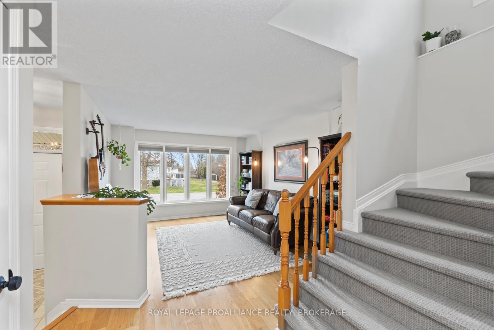 64 Dalgleish Avenue, Kingston, Ontario  K7K 7E1 - Photo 7 - X12140921