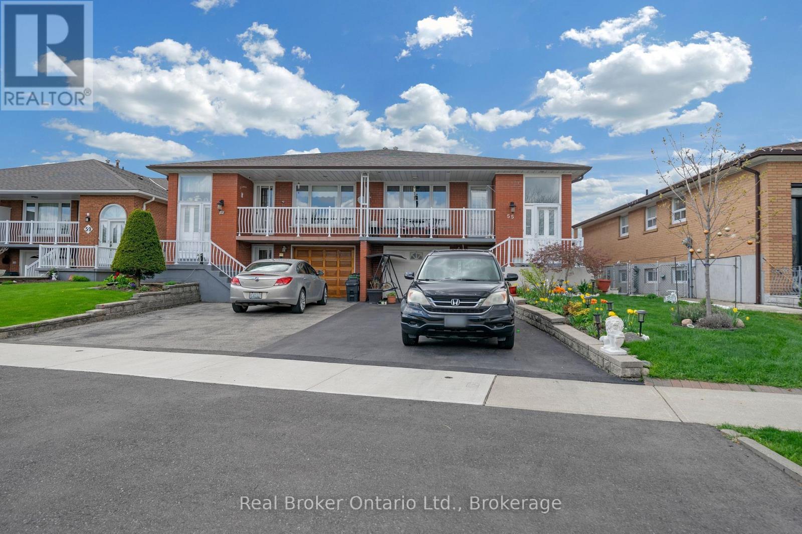 Lower Unit - 55 Cabana Drive, Toronto, Ontario  M9L 1L1 - Photo 16 - W12137934