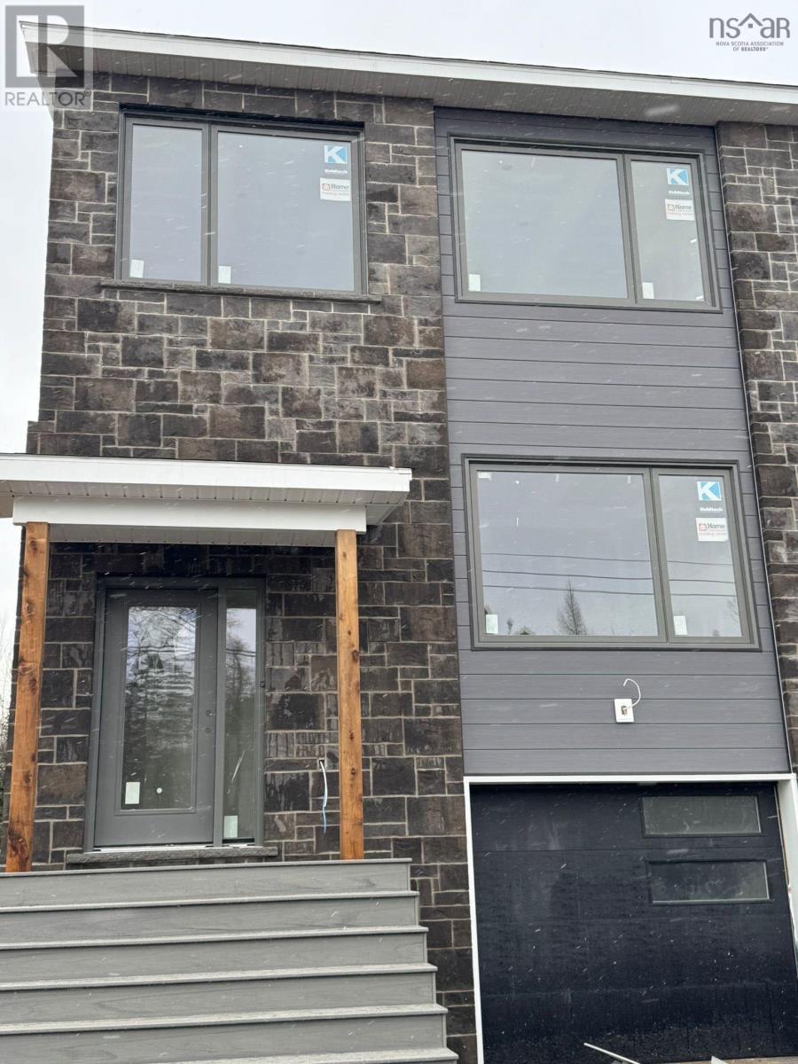 Property at 31 Lew Crescent image 1
