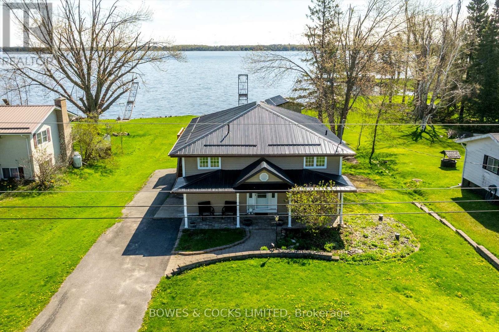 Property at 240 LAKESHORE DRIVE image 2
