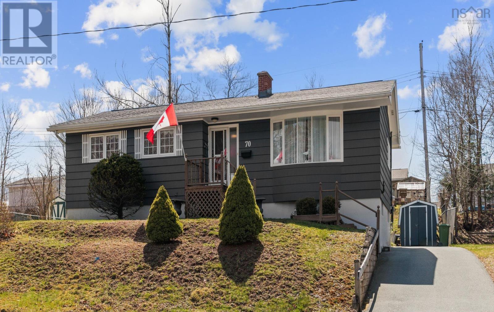 Property at 70 Alder Crescent image 3