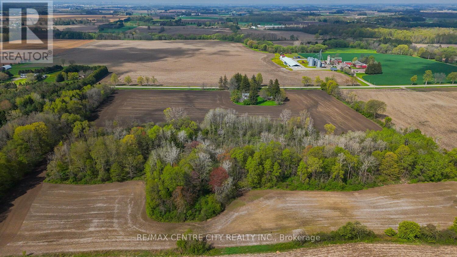 20938 Cherry Hill Road, Thames Centre, Ontario  N0M 2M0 - Photo 20 - X12140840