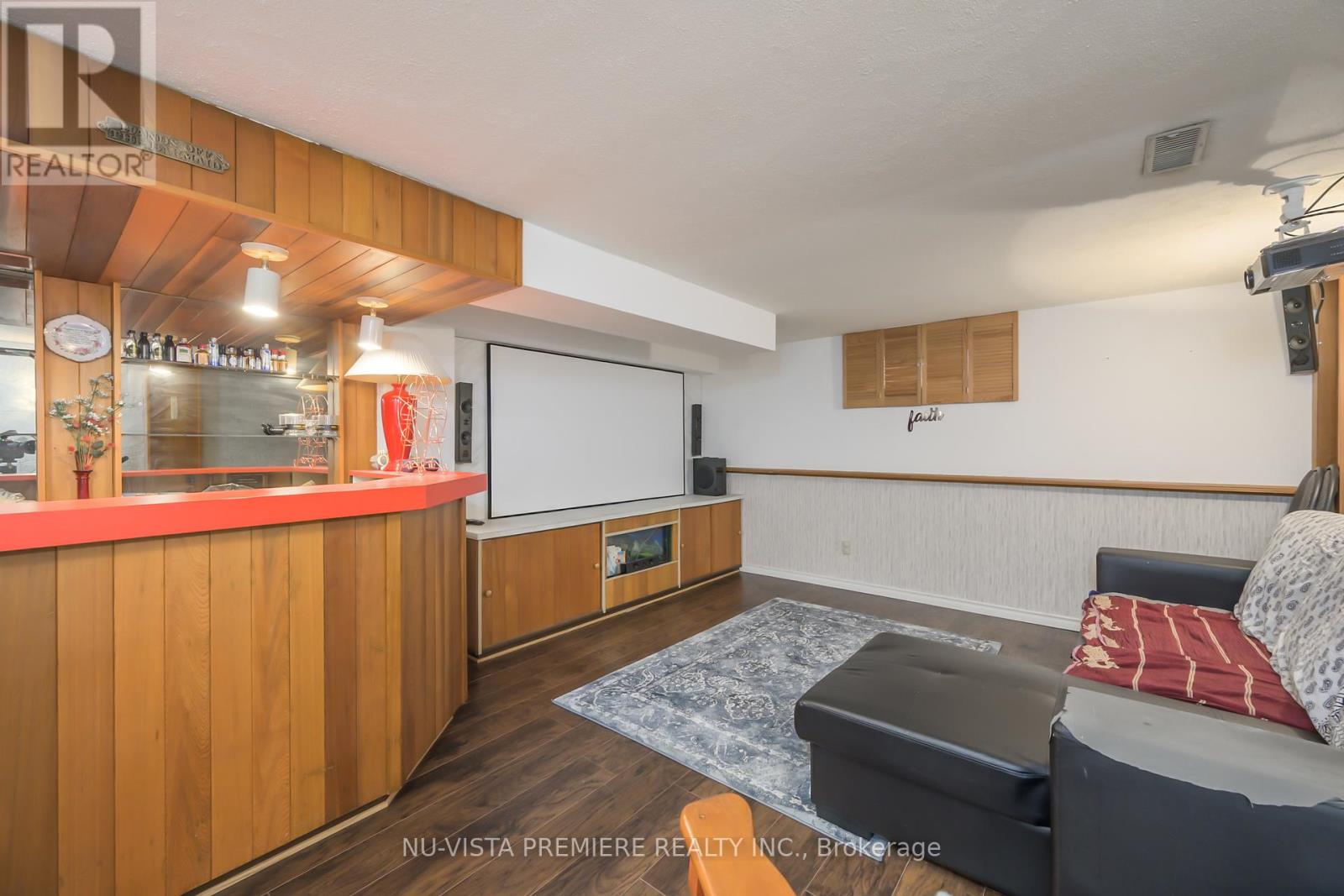 Photo 28 of 30 for 859 Dalkeith Crescent