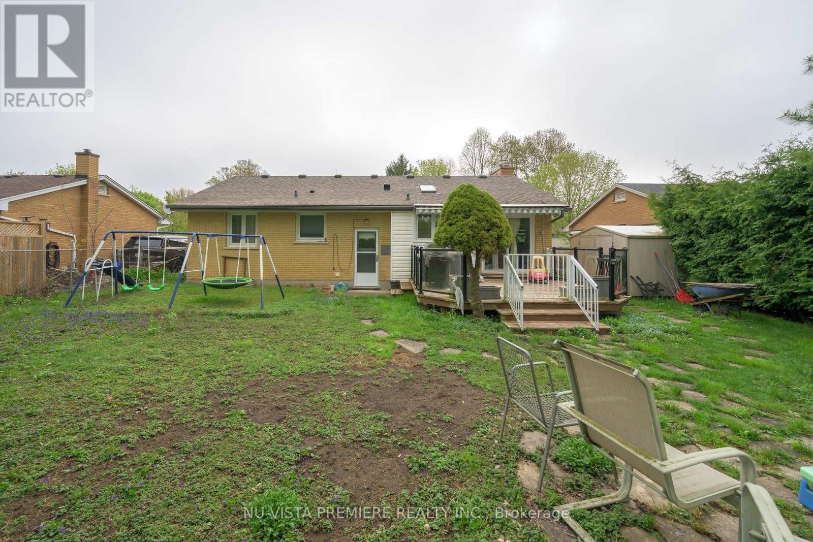 Photo 6 of 30 for 859 Dalkeith Crescent