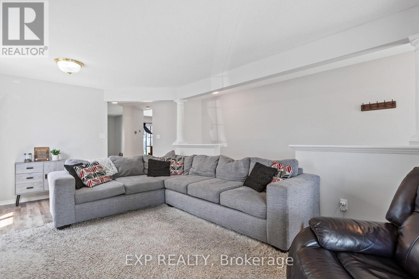 Photo 6 of 48 for 1098 Staghorn Crescent
