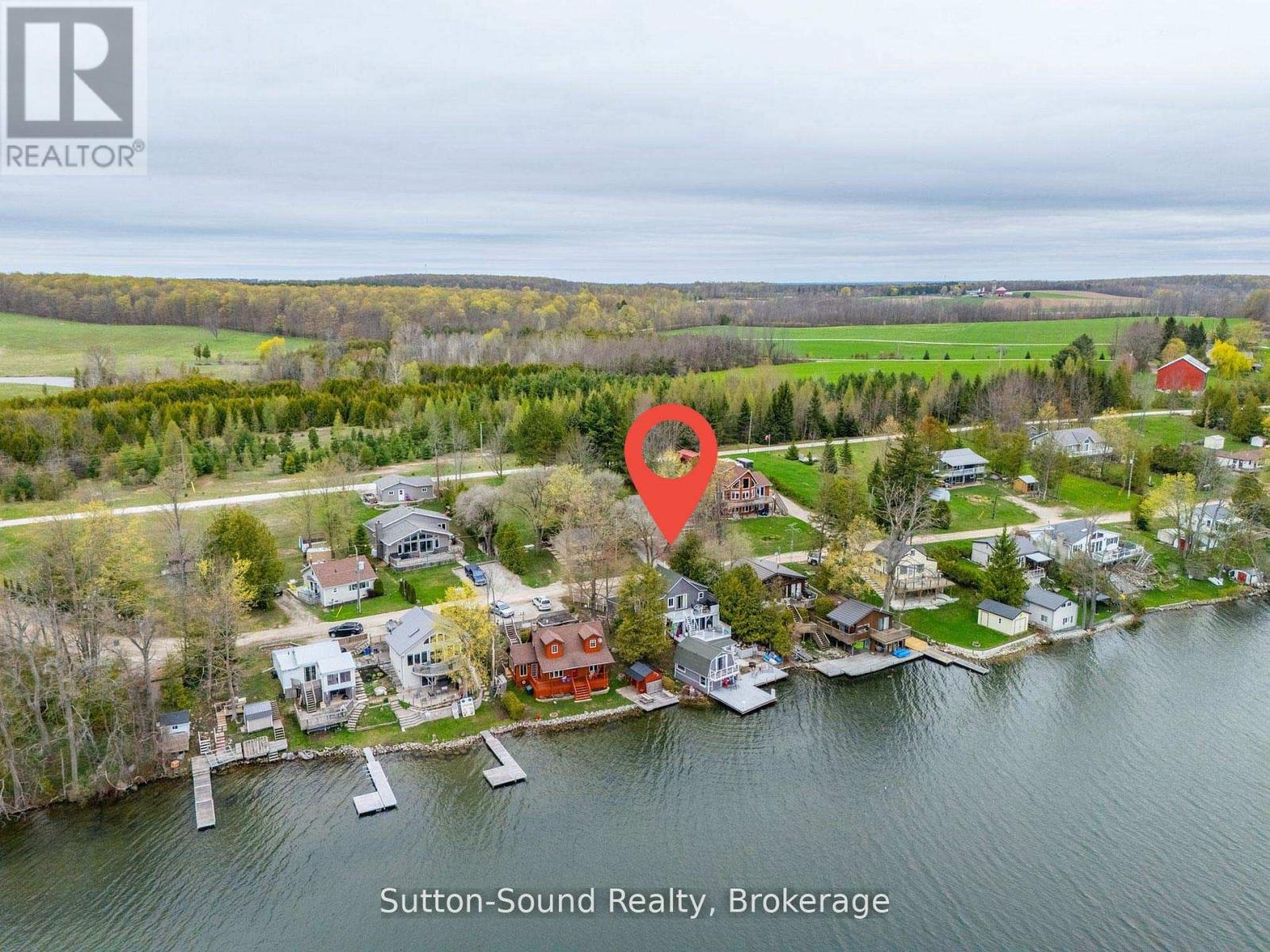 24 Islandview Drive, South Bruce Peninsula, Ontario  N0H 1A0 - Photo 2 - X12139984