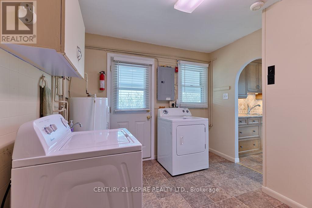 15 Michael Crescent, Petawawa, Ontario  K8H 2L5 - Photo 14 - X12140978