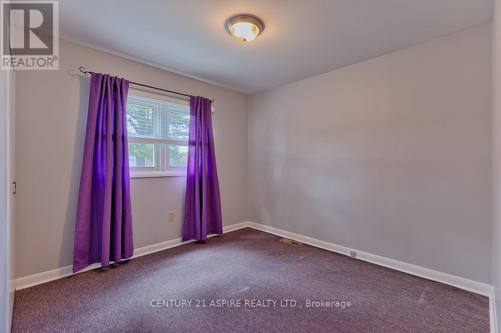 15 Michael Crescent, Petawawa, Ontario  K8H 2L5 - Photo 19 - X12140978