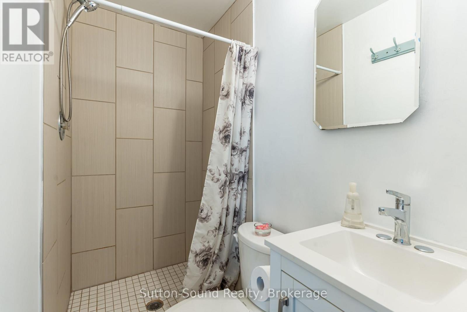 24 Islandview Drive, South Bruce Peninsula, Ontario  N0H 1A0 - Photo 20 - X12139984